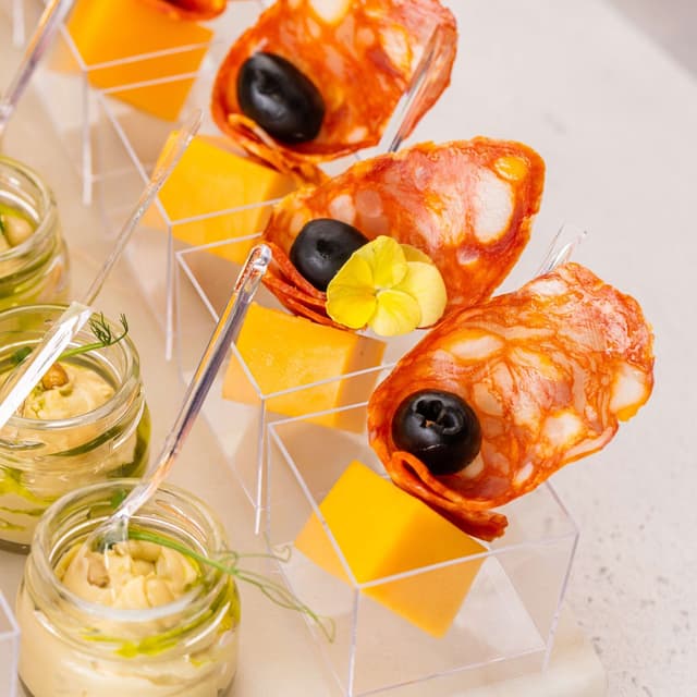 Сет канапе "Средиземноморский" Сет канапе "Средиземноморский"